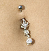 Bauchnabelpiercing