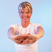 Frau macht Handgymnastik