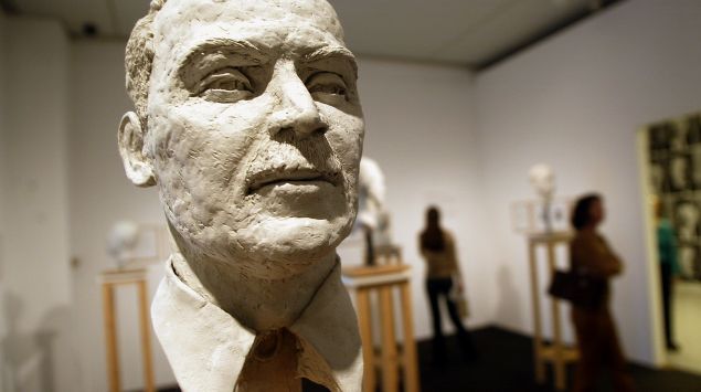 Eine Büste von Josef Mengele