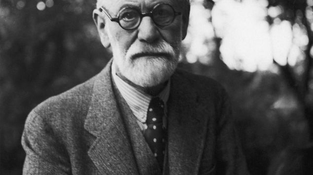 Man sieht eine Aufnahme von Sigmund Freud.