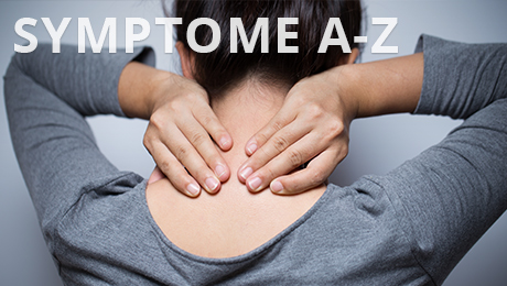Das Bild mit der Aufschrift Symptome A-Z zeigt eine Frau, die ihren Nacken hält.