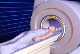 Sie wollen wissen, was bei einer Magnetresonanztomographie (MRT) passiert? Unser MRT-Video erläutert Ihnen Ablauf und Hintergründe.